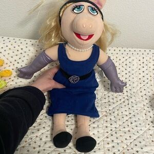 Ms Piggy Stuffed Animal Plush